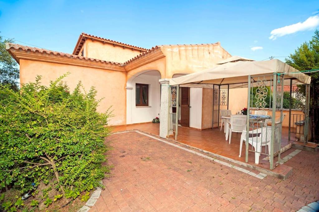 Residence Lu Soli Budoni Affitti Exterior foto