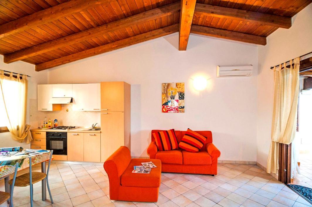 Residence Lu Soli Budoni Affitti Exterior foto